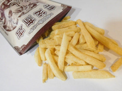 Shrimp dashi soup curry flavored fries from Hokkaido with crispy texture, allergens: dairy, shrimp, soybean, chicken, gelatin.