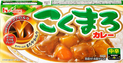 House Kokumaro Curry Roux packaging for 8 dishes with rich onion and mild cream blend, featuring allergy info and mid-hot spice level.