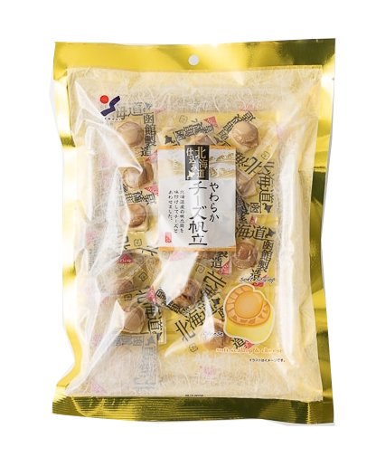 Packaging of Soft Cheese Scallop snack with cheese and Hokkaido scallops in a gold-edged bag, perfect for easy snacking.